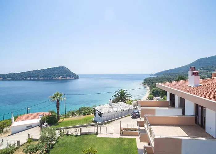 Mond Sea View Apartament Koinira